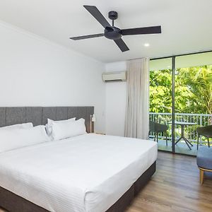 Hotel Room Garden View Premier No Housekeeping